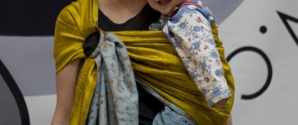 There are many different baby carriers and slings available, with something suitable for every parentâ€™s style. This guide will help you find a carrier to suit you.Â  Babywearing is a […]